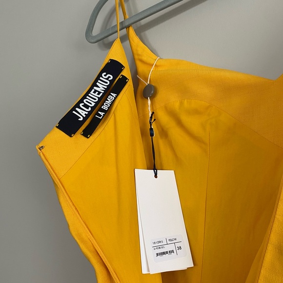 La Robe Sol Off-the-shoulder Ruffled Midi Dress - Picture 4 of 10